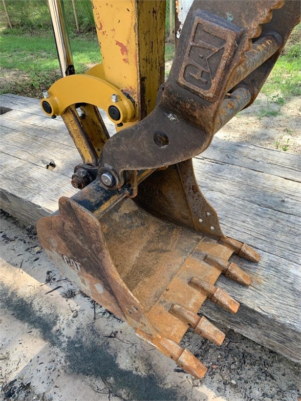 304d Caterpillar 304D CR - Hat's Equipment